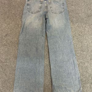 H&M STRAIGHT FIT JEAN