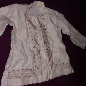 Vintage Embroidered Kurta - Delicate Floral Detail