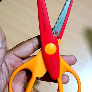 Design Scissor