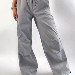 GREY ZARA PARACHUTE PANTS