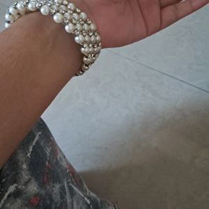 Pearl Bracelet