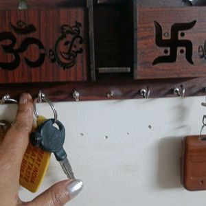 Wooden 🗝️ Key holder