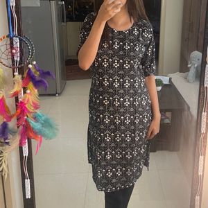 Set of Black Kurti And Leggings