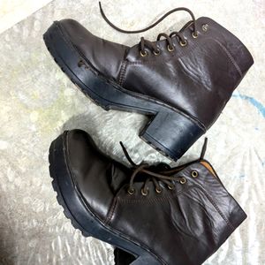 Brown Leather Ankle Boots With Block Heel