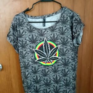 Cannabis Weed Tshirt 🍁