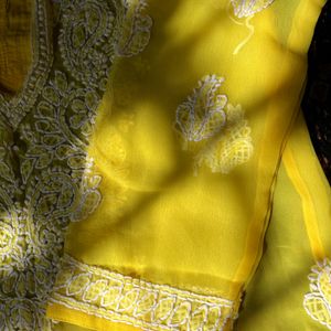 Yellow Chikankari kurta with inner