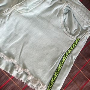 Zara Shorts With Stripe Design