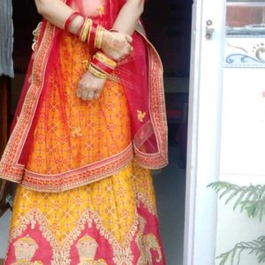 lehnga wth oddni nd blouse