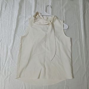 Women's Top With Tie-up