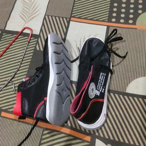 Women Light Weight Shoes Imported