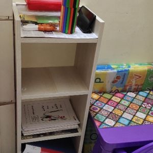 Wooden Bookrack