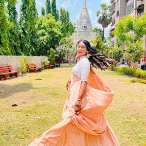 PEACH-WHITE COMBINATION HANDWORK CHOLI