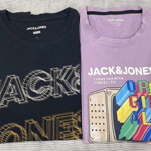 2 Men’s T-shirts Combo