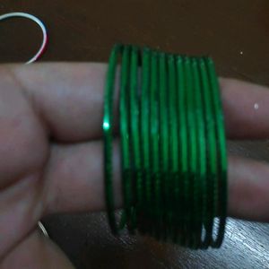 combo of girls bangles