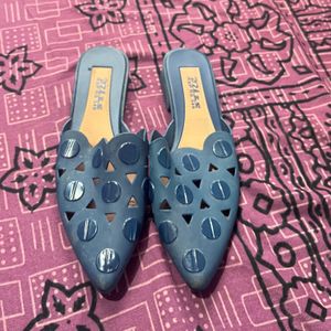 Flats For Women