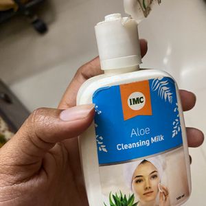 Aloe Cleansing Milk