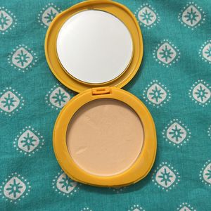 Lakme Sun Expert Compact