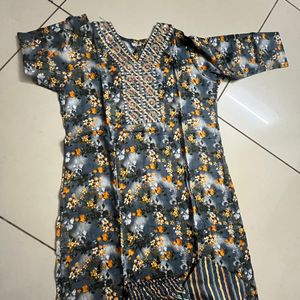 Women Kurti Set