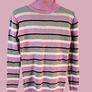 Like New Hi Neck Light Sweater