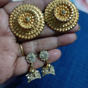 2 Piece Of Earings, Golden And Stone Fitted