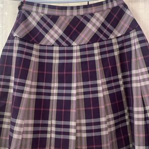 Plate Skirt With Side Zip