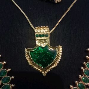 Traditional Jewellery Set