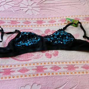 Combo 2pcs Women Bra.