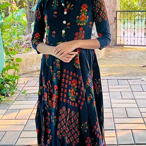 Umbrella Shaped Anarkali Kurta