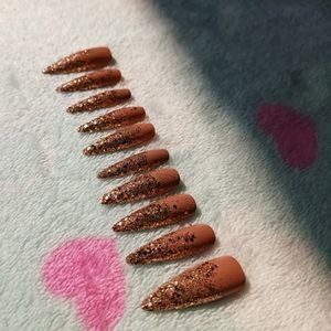 Falling Glitter Nude Press Onn