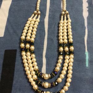 Pearls Set