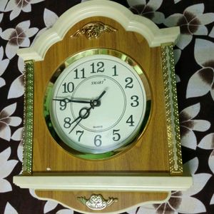 Wall Clock (Need Little Repair)