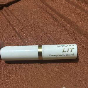 Myglamm lipstick