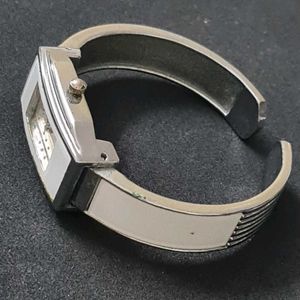 Nexus Quartz Watch Bracelet