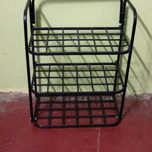 New/Unused Heavy Metal 3 Layer Shoe Rack