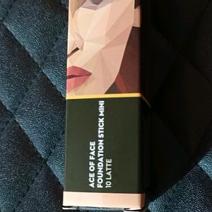 SUGAR Cosmetics Ace Of Face Foundation Stick