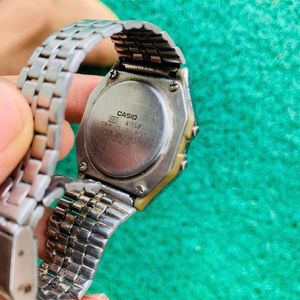 CASIO Orginal Vintage Digital Watch