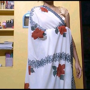 white floral print saree