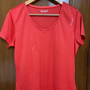 🆕Reebok Women Coral T-shirt