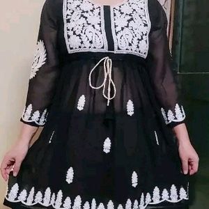 Chickenkari Kurti Set