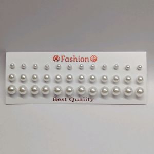 Original White ⚪ Pearls Earrings Pack Of 18 Pairs