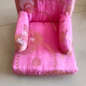 Ladu Gopal Sofa