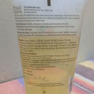 Fruit Of The Earth Cleansing Gel/facewash - With apricot & Tea Tree Oil ,pH Balanced. Good for Oily & Combination Skin Types.(150 ml)