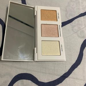 Reduced Fix Price  Victoria secret Cheek Higlighte