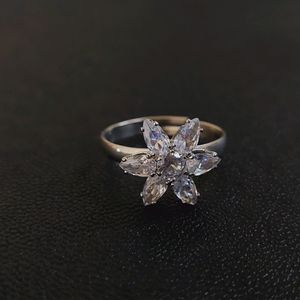 Flower Diamond Ring