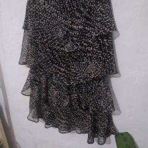 🔥Price Drop🔥H&M Leopard Print Tiered Skirt