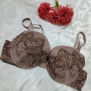 Imported Designer Bra With Shimmer Shinning