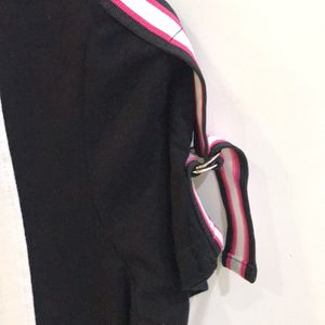 Buckle Arm Pink-White-Black T-shirt