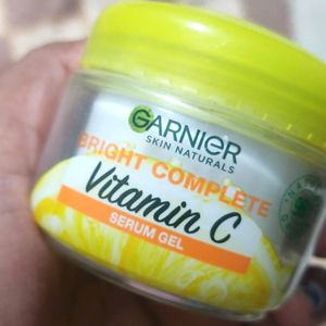 Garnier Bright Complete Serum Gel