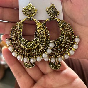 ✨Golden Earrings ✨✨