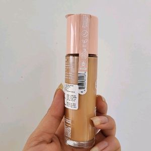 Elf Halo Glow Liquid Filter/ Shade 4 Medium